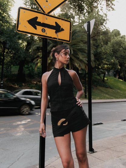 THE TOP 4.15 BLACK